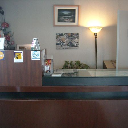 Motel Seigneurie De Vaudreuil Экстерьер фото